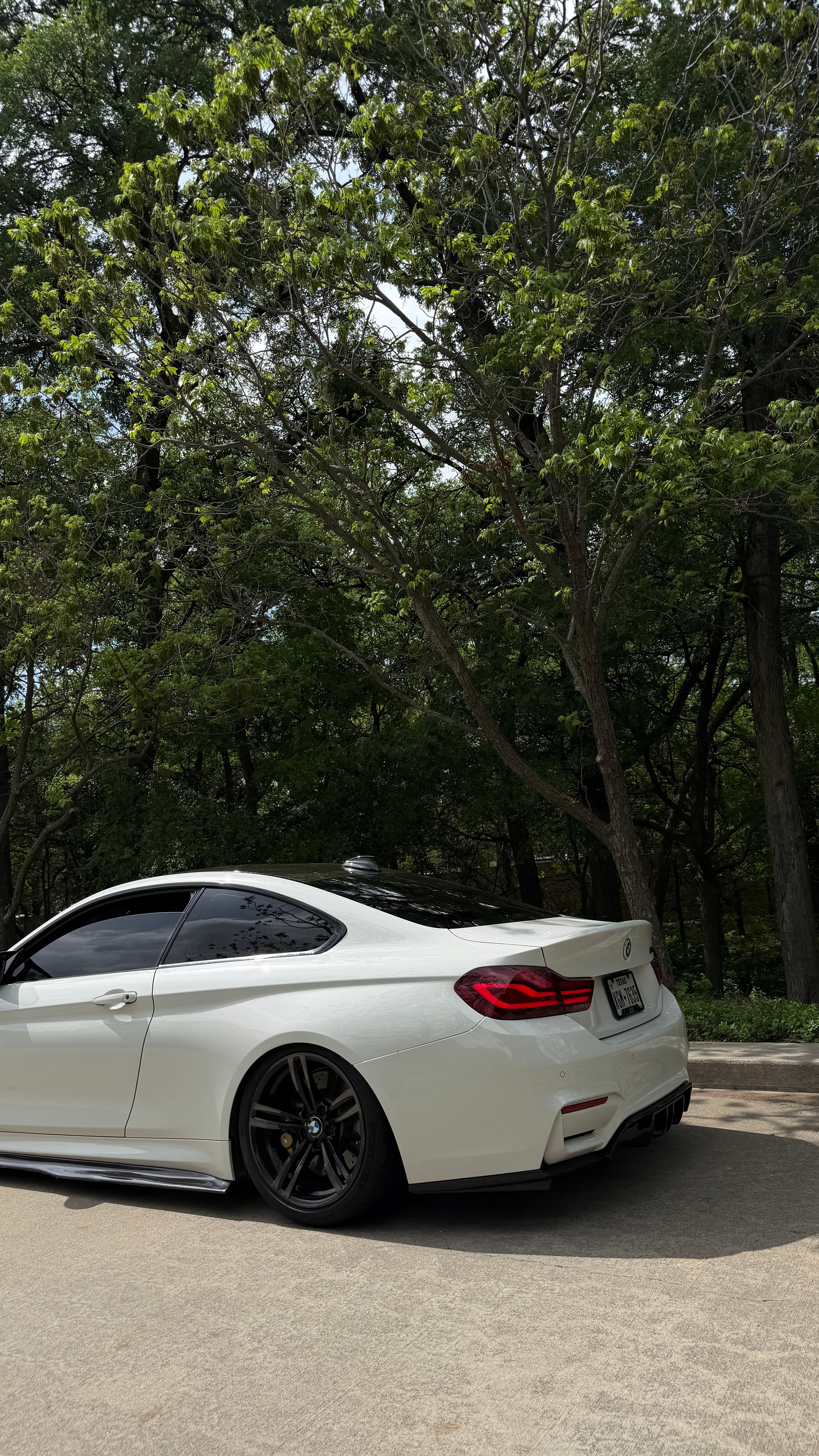 BMW F82/F32 M4 Shadow Line LCI Style Tail Lights